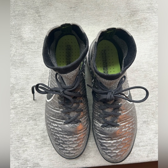 Nike Magistax - Picture 3 of 4
